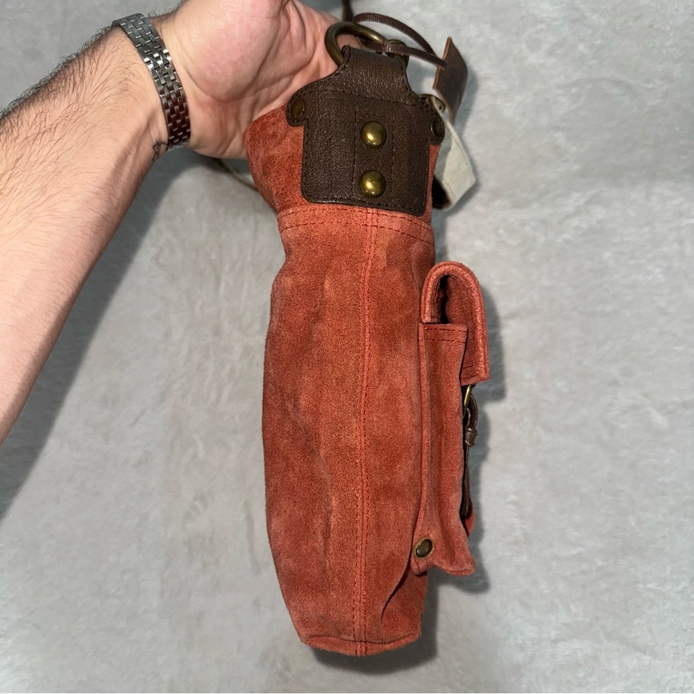 Genuine Leather & Suede Crossbody Messenger Bag, Unisex - Picture 4 of 11